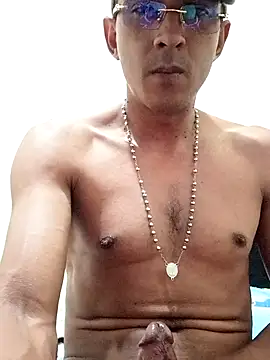 [17 May 10:40] Public Show - vidéo du modèle de showcams paisa233