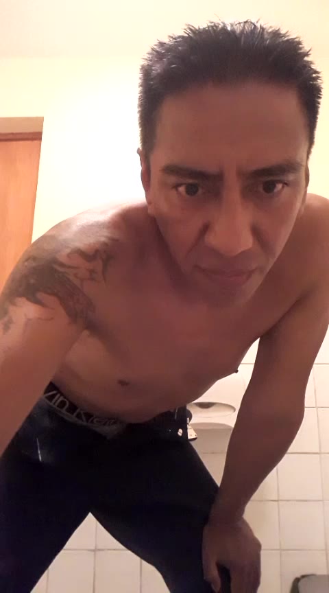 [11 Apr 01:28] Private Show - video van Romeoblues cam-model