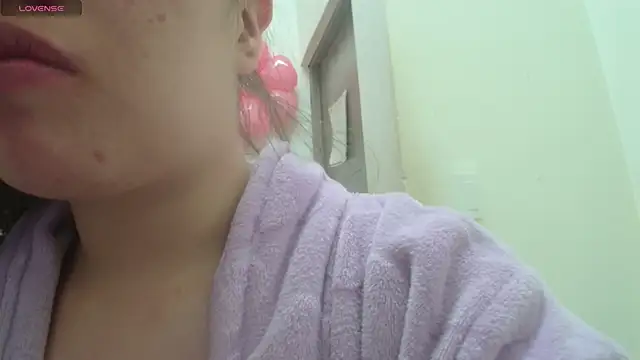 Touch the nipples and pussy with the cigarette Ash in the pussy - video by Ingrid_Casas cam model