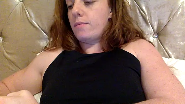 Watch me squirt in pvt ;) - video by GingerFlames cam model