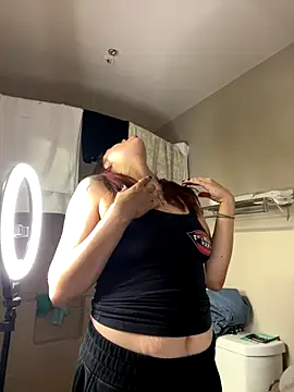 [26 Sep 20:11] changing clothes talking putting away laundry private - video by SafeinouterSpace cam model