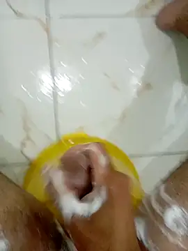 [1 Dec 07:09] Public Show — filmik Kurtsikici@xh, modela(-lki) na kamerkach