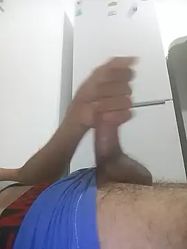 [13 Jan 06:38] Public Show — filmik Kurtsikici@xh, modela(-lki) na kamerkach