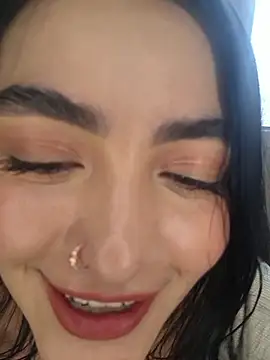 IN THE LIVING ROOM OF MY HOUSE. SILENCE 🥵 - video by miel_gomez cam model