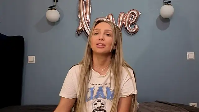 [1 Mar 02:53] Private Show - video od modelky/modela AnnaMaee