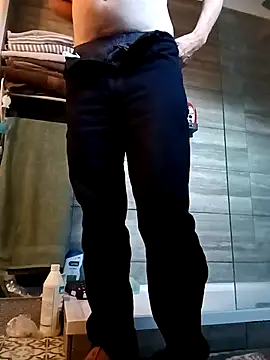 [7 Sep 19:25] Public Show - video by mr_english50 cam model