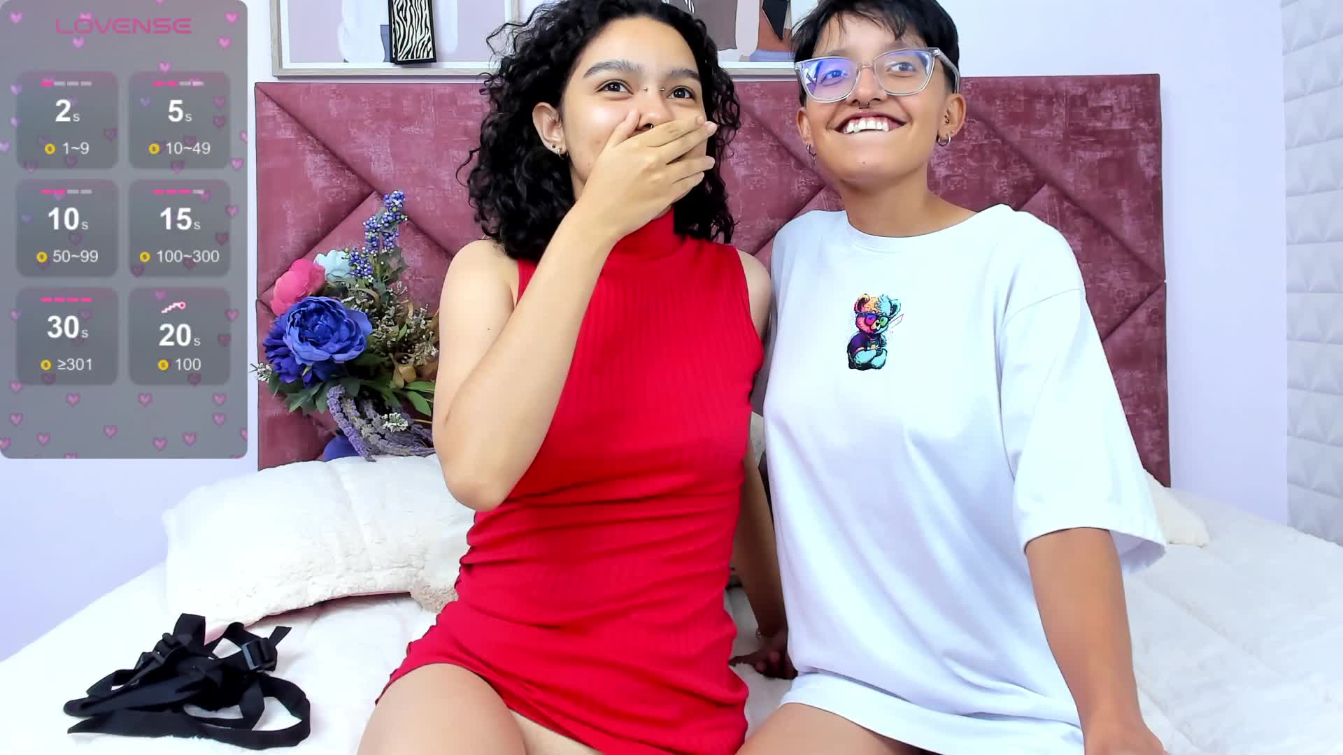 Lesbian show anal pvt