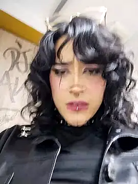When they and I have to run to masturbate in the bathroom of the restaurant 😈😅
