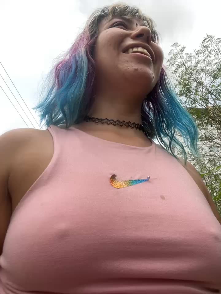 Completely naked in front of some buildings 😱🫠 - ক্যাম মডেল GerallFoxxx-এর ভিডিও