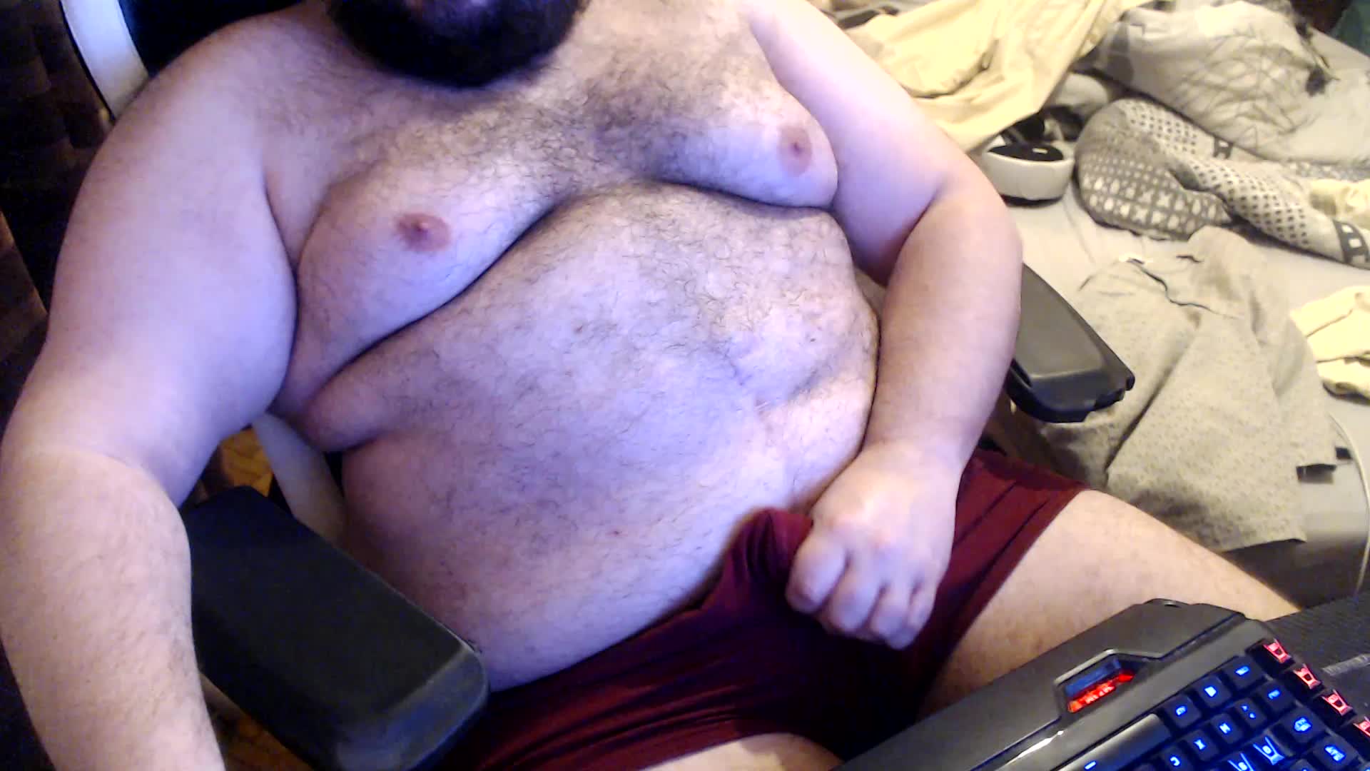 [12 Apr 00:06] Private cum Show