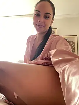fuck my ass and my pussy - vídeo de la modelo de cam gabyaridi