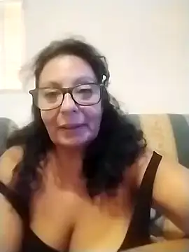 Je le suce - video by Anais-Te-La-Como cam model