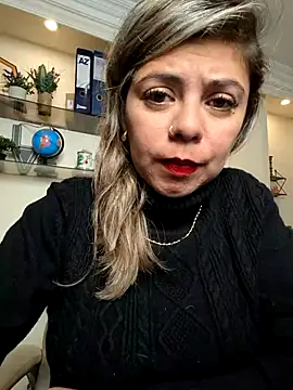 121- Where Beauty begins - video by Cata_Office-12 cam model