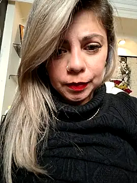 125- Finger fuck PUSSY play - video by Cata_Office-12 cam model