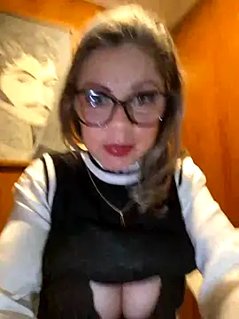 134- I play with my wet pussy and wanting your cum 🔥 - video by _Cata-Office1 cam model