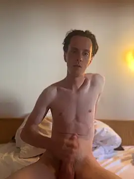 [30 Jul 18:49] Public Show - video by hotwhitedick2 cam model