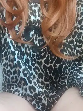 Soft Playing Boobs - video by Anna_jing cam model