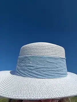 Public Show from the Swiss Alps - video by missdaisydiamond777 cam model