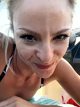 risky Private Show on the boat - video by missdaisydiamond777 cam model