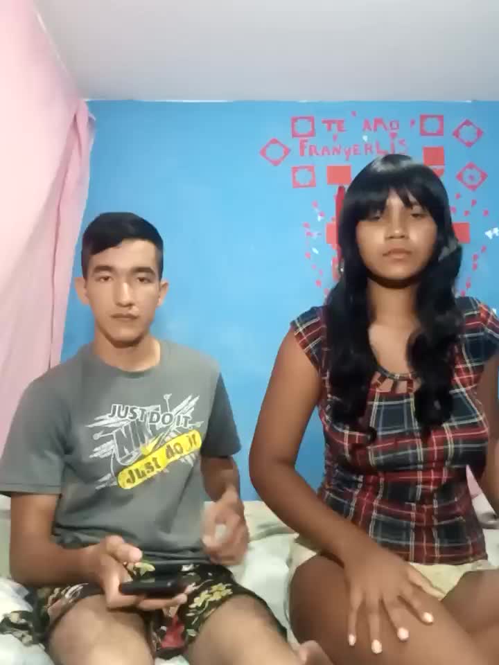 Squirting - vídeo de la modelo de cam Sweetiefoxxx