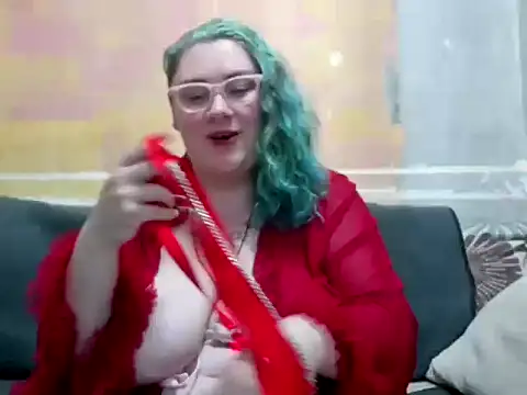 suspenders are sexy especially red ones - video by Bustycurves cam model