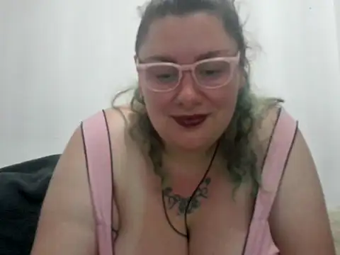 showing off the big clit - video by Bustycurves cam model
