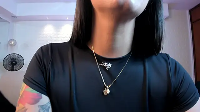 Show DILDO + LUSH + SQUIRT - video by violet_scott cam model