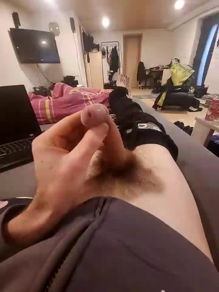 [25 Dec 15:48] Private Show - video by fabiansissyfabienne cam model