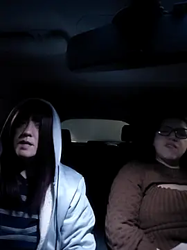 Cate e il guardone - video di SinfulMarkedQueens modella di cam