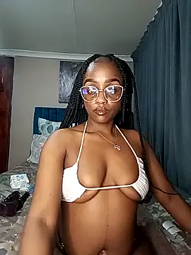 CREAMY CHOCOLATE - video by Queen-Chocolate cam model