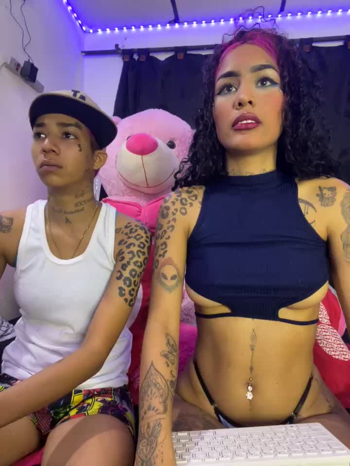 I dildo rich pussy and then I fuck Amber hard and rich