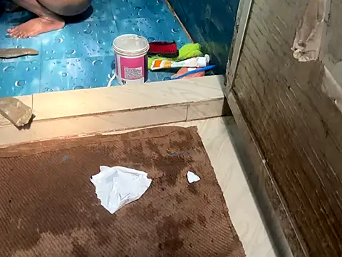 [2 Sep 14:27] Public Show — filmik Airwifi, modela(-lki) na kamerkach