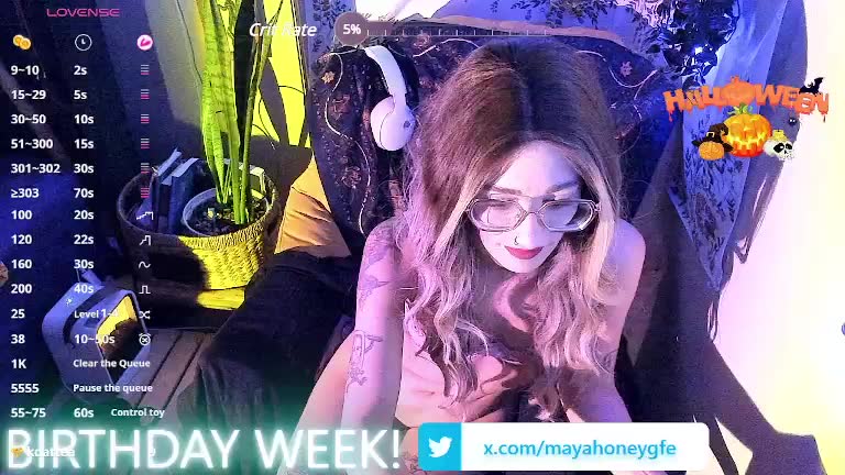 [28 Oct 03:25] Private Show - video by mayahoney_gfe cam model