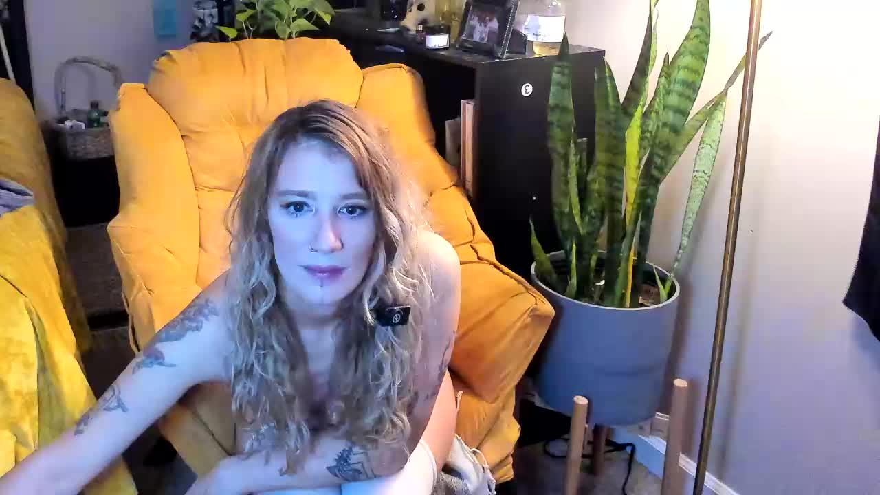 [14 Apr 03:51] Private Show - video by mayahoney_gfe cam model