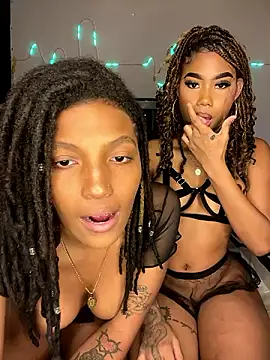 [9 Nov 22:37] Private Show – video modela na kameri Kassy_dreadlocks