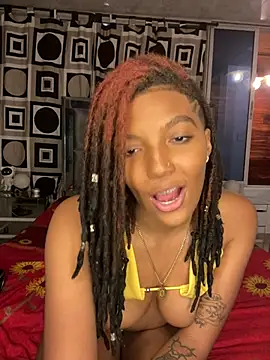 [16 Mar 18:31] Private Show – video modela na kameri Kassy_dreadlocks
