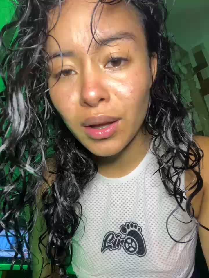 Marie fuck delicious 😈 bathroom very hard and deep🔥 - clip cu Marie_Rose model videochat