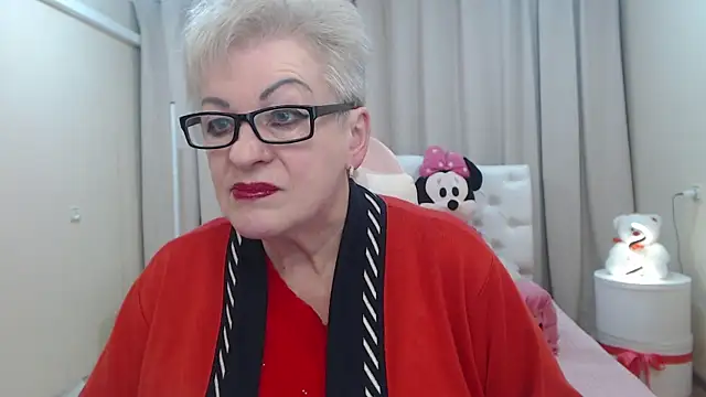 [18 Jan 03:39] Private Show - video di KayleSmoll modella di cam