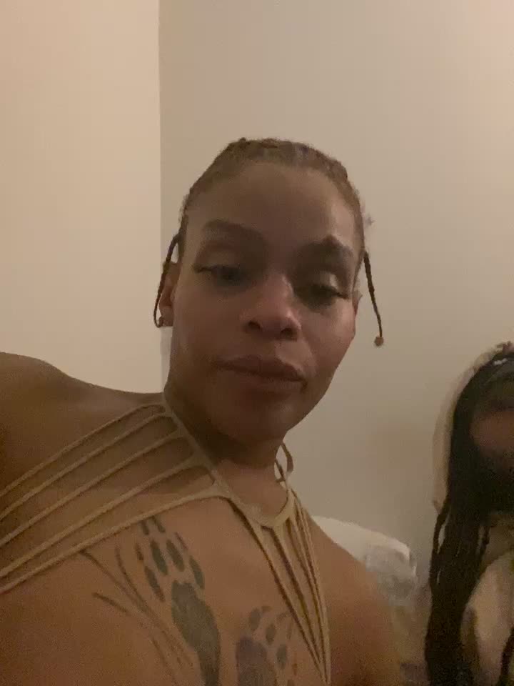 [29 Mar 17:17] Private Show
