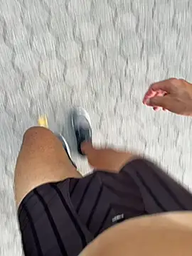 Outdoor stranger flash - video by sunbe cam model