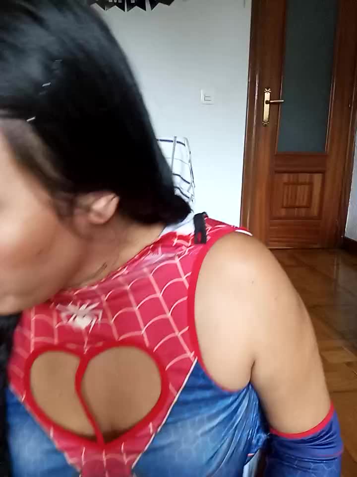 I play with my hair 🔥 - Video von Juanamd1 Cam-Model
