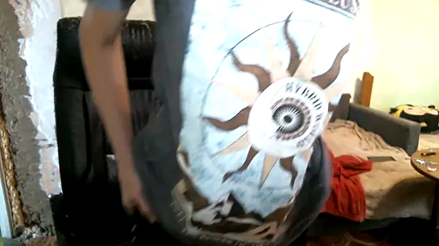 showing sexy body - video by DennisXCaroll cam model