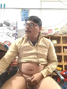 [29 Nov 19:49] Private Show – video af Srmotrs cam-model