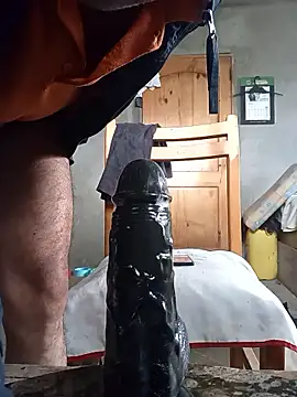 Quieres ver cómo entra y sale de mi qlito – видео вебкам-модели venososx