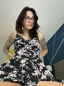 Grinding pillow dildo cum pvt - فيديو من BeautifulMesss موديل الكام