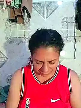 In four - Vídeo de Pupi-Lanegra, modelo de vídeos