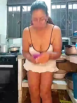 En cuatro - Vídeo de Pupi-Lanegra, modelo de vídeos