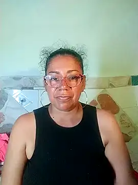 Lovense en el coño (Lovense pussy) - Vídeo de Pupi-Lanegra, modelo de vídeos