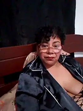 En cuatro culo - video by Pupi-Lanegra cam model