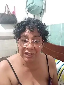 Follando pene de goma — filmik Pupi-Lanegra, modela(-lki) na kamerkach